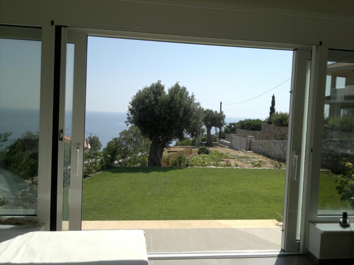 Villa With Aegean Views Akhladherí Exteriör bild